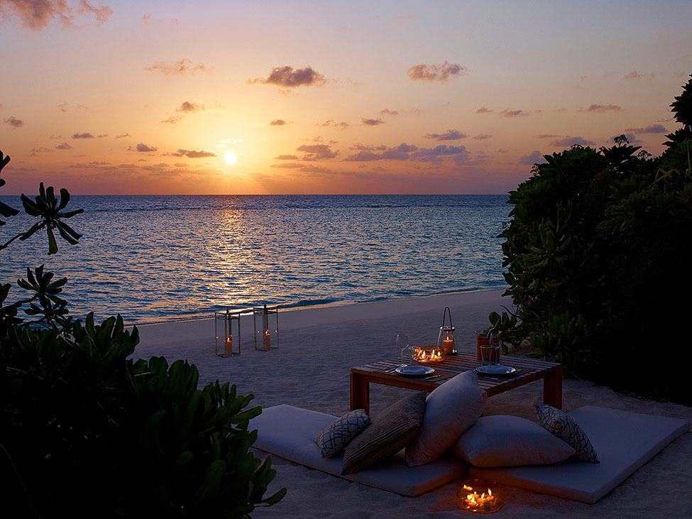Отель Dusit Thani Maldives